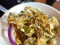 -席娜卡琳火车铁道夜市