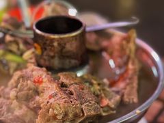 泰式火山排骨-Show Neua Thai Street Food