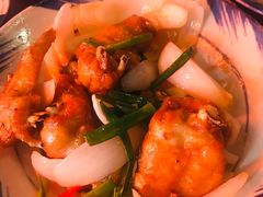 -Cuc Gach Quan Restaurant