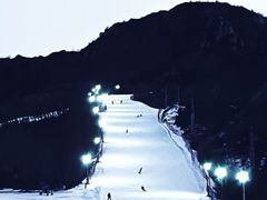 -庙香山滑雪场