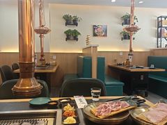 -臻牛烤肉