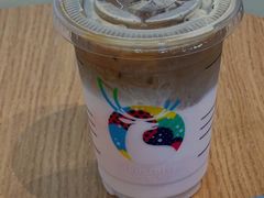 抓马西瓜拿铁-瑞幸咖啡(泊寓瑞达公寓店)