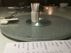 -维园悦谱·海派家常菜(乌鲁木齐南路店)