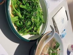 -美奈小馆·越南料理(中航城君尚购物中心店)