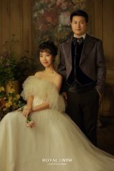 点击看大图 欧美时尚-挪娅婚纱摄影皇家会所