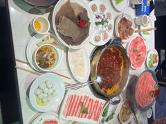 -周师兄大刀腰片火锅(解放碑总店)
