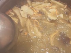 -菌之家·专业纯野生菌火锅·特色炒菌