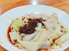 牛肉脆臊刀削面-华兴街自力面店