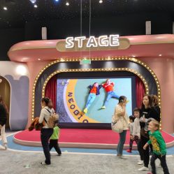 -奈尔宝·儿童乐园·亲子餐厅(鄞州万达店)