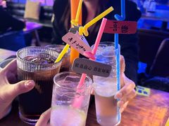 -喜鹊音乐酒馆(西街店)