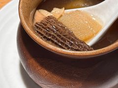 羊肚菌竹荪野菌汤-庆春朴门