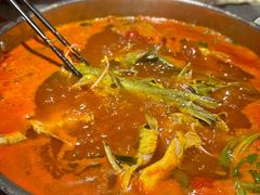 -野山舂·贵州现舂酸汤牛肉(民生路店)