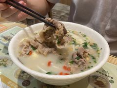 -凯峰鱼汤米线(金利達店)