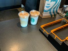 -星巴克臻选(郑州中原万达店)