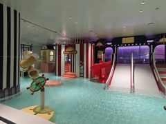 -涨巢·潮玩水疗局