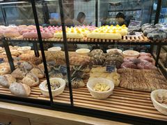 -焙丽拾光(麦凯乐直营店)