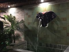 -泉城欧乐堡戏水湾艺术养生温泉