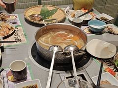 -椰小鸡·琼州糟粕醋·火锅(美兰缤纷城店)