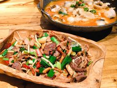 -老滇山寨•云南特色菜•地方菜•民族风情歌舞表演(金碧店)