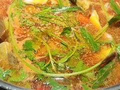 -野山舂·贵州现舂酸汤牛肉(民生路店)