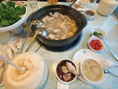 -烹然四季椰子鸡火锅(团结湖总店)