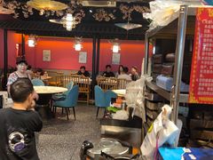 -老街烧烤大排档·地道湖北菜·龙虾馆(汉口火车站店)