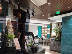 -金马门国际美食百汇(珞喻路店)