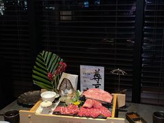 -铭牛烧肉·和牛海鲜自助(高新月牙湖店)