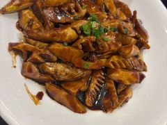 -侬佳蒸菜馆(听潮店)