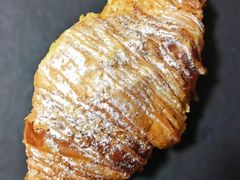 芝心流奶羊角包-麦田工坊(月湖店)