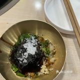 热气腾腾的鱼火锅之夜