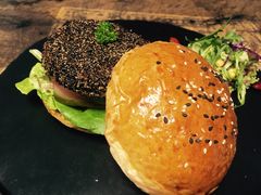 -HIGH FIVE哈福手工汉堡(桂林路店)