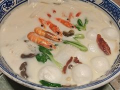 极品八宝鱼头皇-山外山菜馆(玉泉路店)