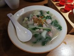荔浦芋头焖小白菜-桂小厨广西菜(印象城店)