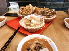 -方中山胡辣汤(成都首店)