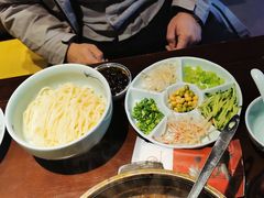 炸酱面-北平食府·北京烤鸭(北京西站六里桥店)