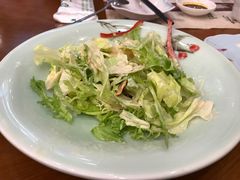 -青瓦餐厅·生鱼片·韩园烤肉(西塔店)