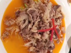 -王朝大酒店徐汇店-地面停车场