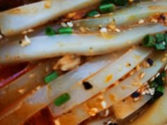 -渝信川菜 · 川味家常菜(财富购物中心店)