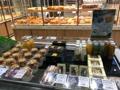 面包甜点陈列柜-皇后西斯汀饼店(文化路店)