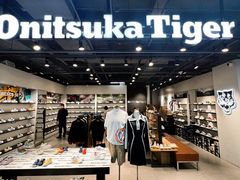 -法雅体育工厂店(皂君庙路店)