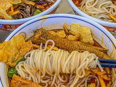 -弘束束柳州深巷螺蛳粉(珠江路店)