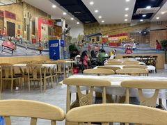 大堂-江城燕子大排档(江汉路步行街店)