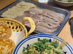 -洱火云南酸菜牛肉火锅(石景山当代商城店)