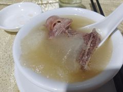 -红旗山庄(圭峰山店)