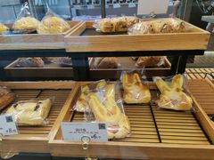 -顶东面包花园·生日蛋糕(世博店)