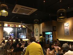 大堂-串大叔炭火烤串·鸡西大冷面刀削面(总店)