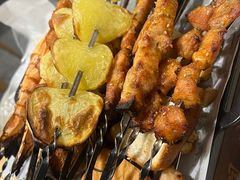 月半松板肉-月半小炉焖烤