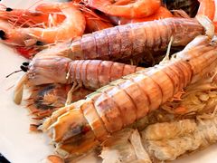 -荣誉国际酒店-云顶旋转餐厅