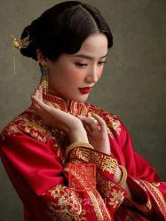 -藤薰定制中式嫁衣礼服旗袍店